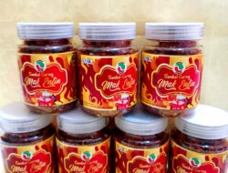Diskon Spesial! Sambal Garing Mak Entin Pedas Nampol Cuma 25K