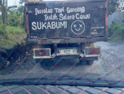 Viral! Ungkapan Kocak Di Belakang Truk Sukabumi Ini Jadi Hiburan Pengguna Jalan!