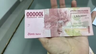 Sekilas Mirip Asli, Tapi Palsu! Kenali Ciri-Ciri Uang Rp100 Ribu Palsu Sebelum Terlambat