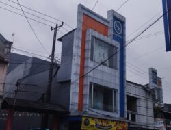 Heboh! Victoria Busana Cibadak Gelar Diskon Hingga 50%