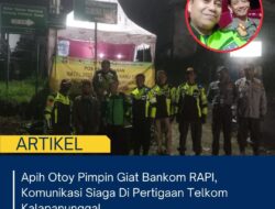 Apih Otoy Pimpin Giat Bankom RAPI, Komunikasi Siaga di Pertigaan Telkom Kalapanunggal