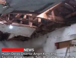 Hujan Deras Disertai Angin Kencang Terjang Parakansalak, Satu Rumah Warga Rusak