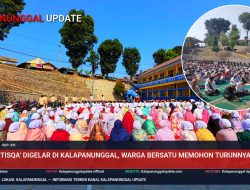 Shalat Istisqa’ Digelar di Kalapanunggal, Warga Bersatu Memohon Turunnya Hujan